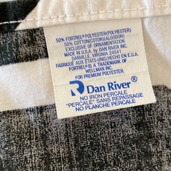 Vintage Dan River Aztec No Iron Percale 3 Curtain Panels. Made in USA. - Picture 3 of 7